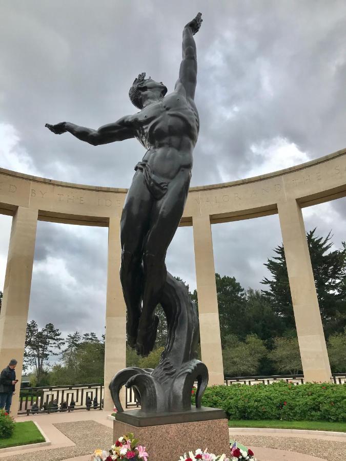 菲尔玛德拉图黑勒住宿加早餐旅馆 Longues-sur-Mer 外观 照片